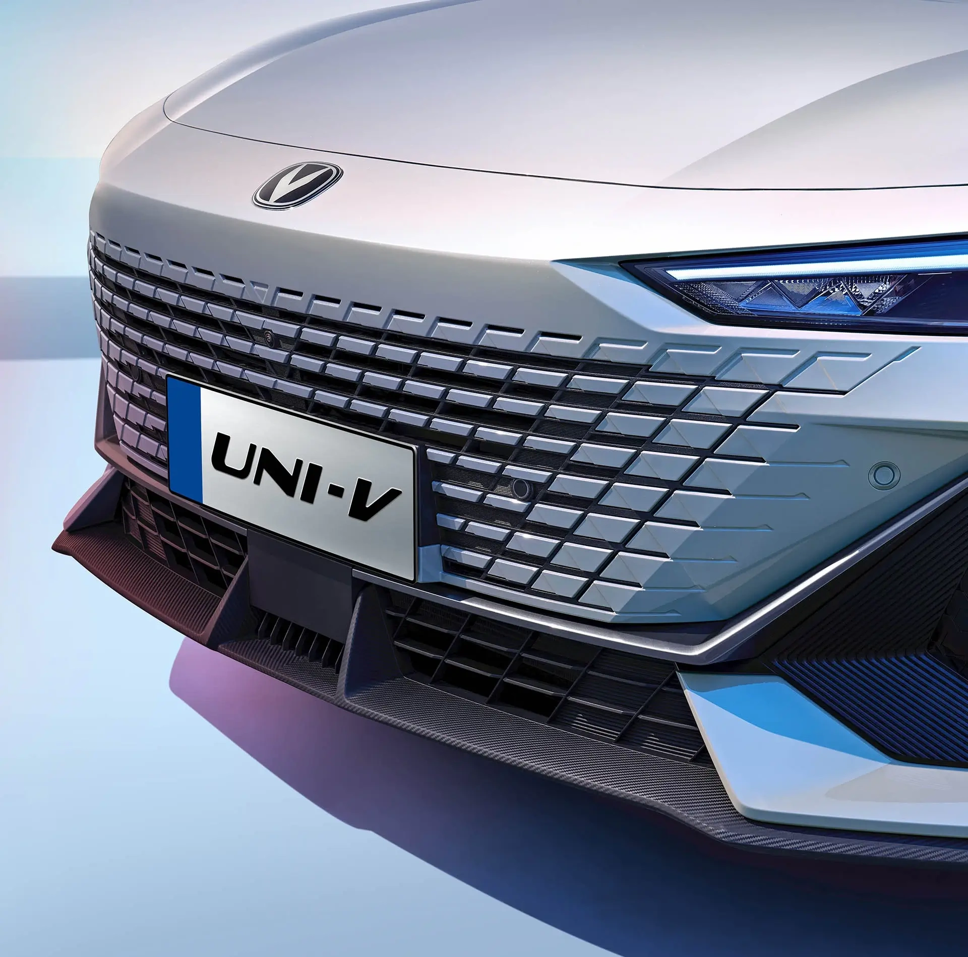 Changan UNI-V - Tez Orada O'zbekistonga Keladi